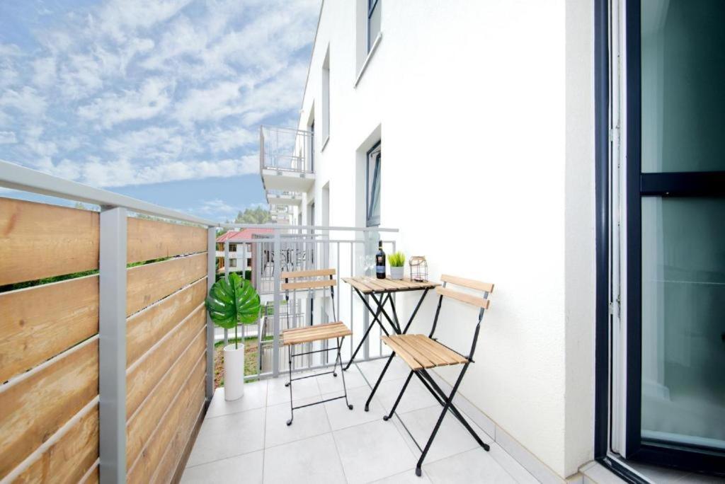 Lovely Dreams With Car Place Apartament